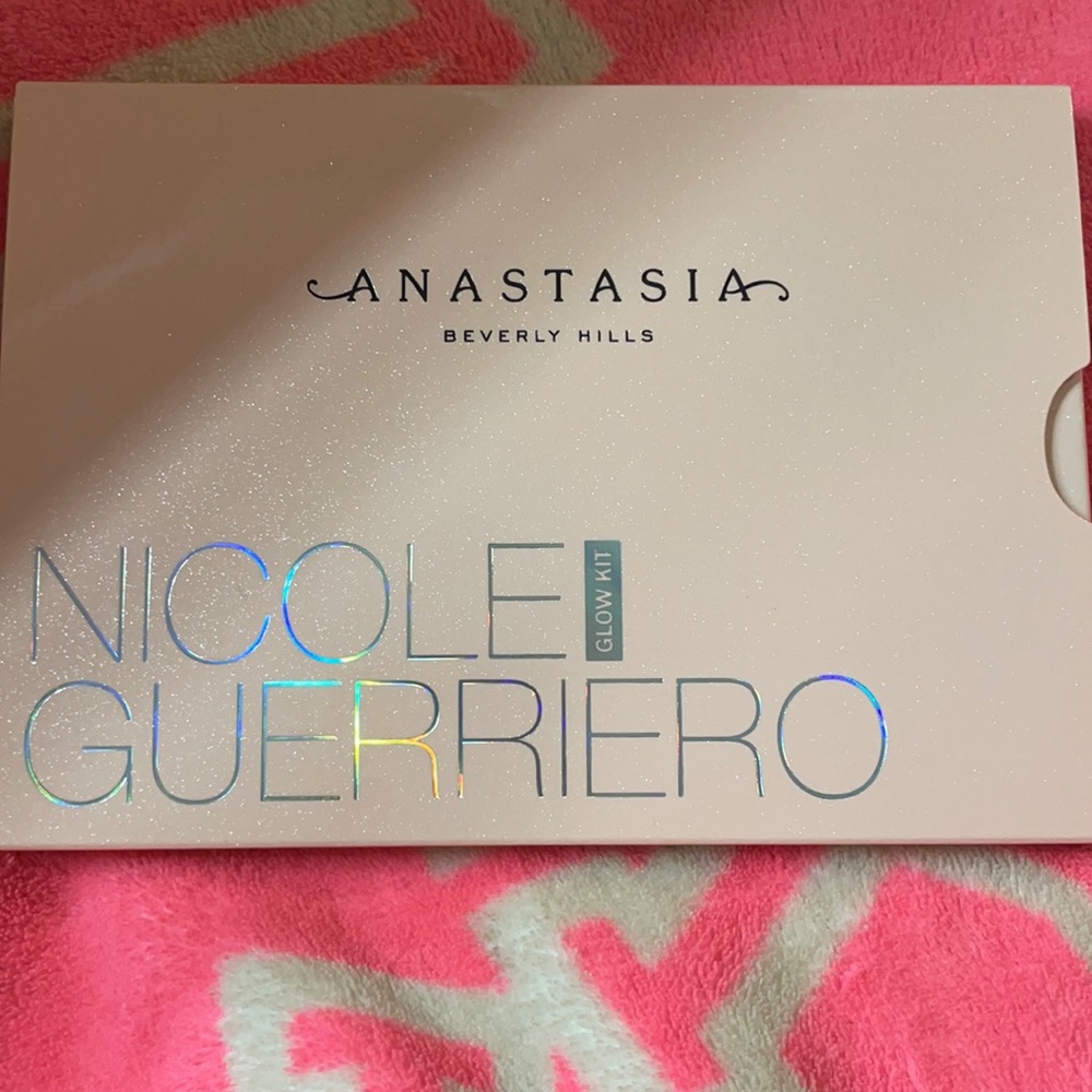 Brand new Anastasia x Nicole Guerriero palette